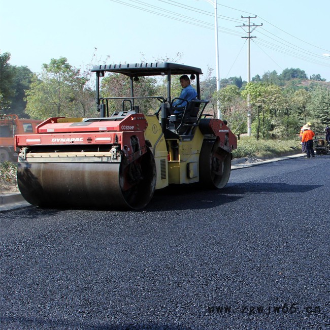 现货供应路面坑洼修补改性沥青冷补料，小区井盖修补道路沥青冷补料图2