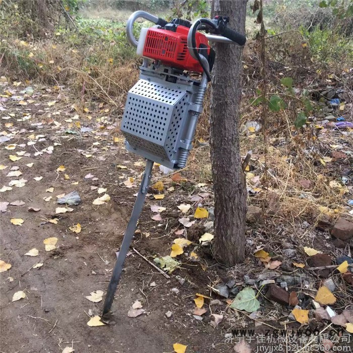 园林工具挖树机 带土球的移树机 宇佳树木带土球移苗机厂家图2